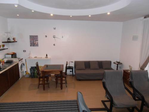 La Residenza Napoli Chiaia Short Let Apartments