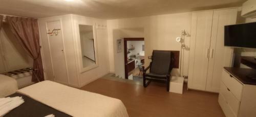 La Residenza Napoli Chiaia Short Let Apartments
