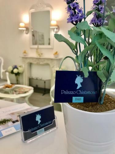 Hostal Palazzo Chiatamone