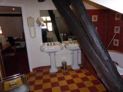 Hotel L'hostellerie Du Ch�teau