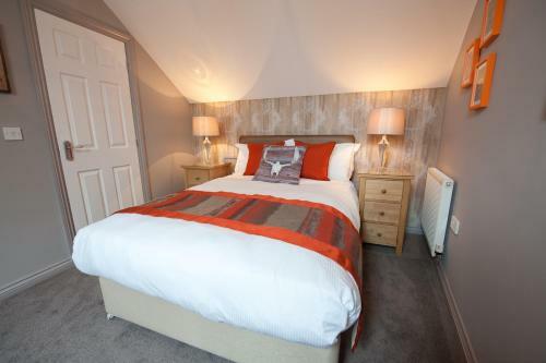 Hostal The County