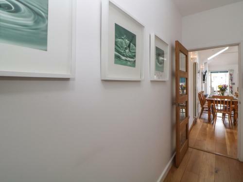 Old Anvil Cottage