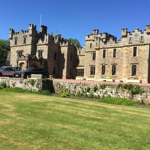 Hotel Otterburn Castle