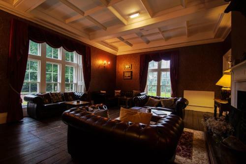 Hotel Otterburn Castle