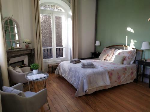 Bed & Breakfast Maison D'h�tes La Poterne