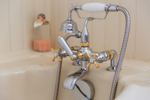 Bed & Breakfast Maison D'h�tes La Poterne