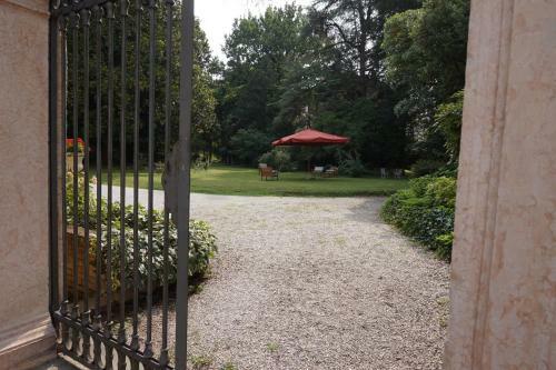 Hostal Palazzo Mantua Benavides Suites & Apartments
