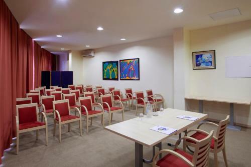 Holiday Inn Express Parma, An Ihg Hotel