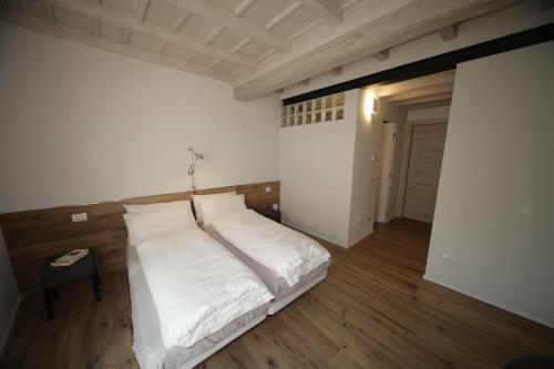 Bed & Breakfast 32 Bnb Camerecaff�