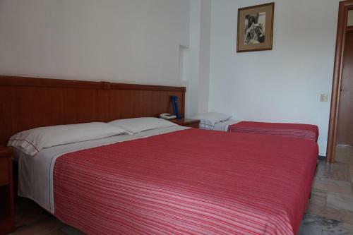 Hotel Caravan