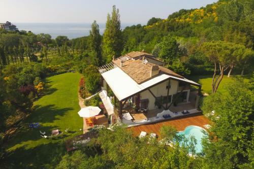 Villa Vallugola 8