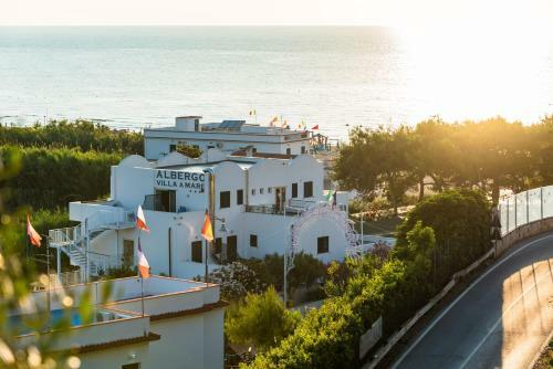 Hotel Albergo Villa A Mare