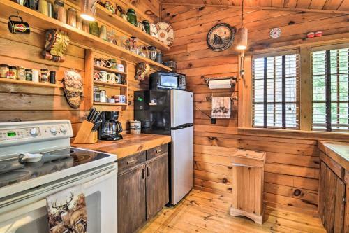 Cabin On Rush Lake With Tiki Bar, Grill And Kayaks!