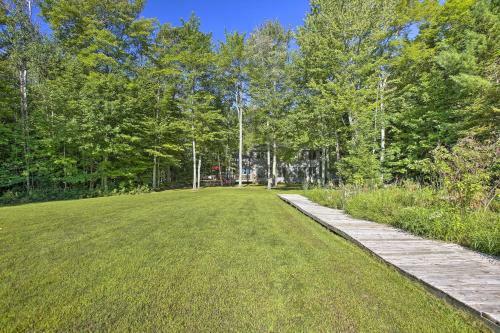 Lakefront Interlochen House With Dock And Kayaks!