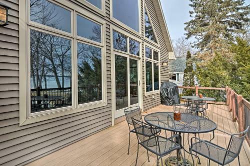 Lakefront Roscommon Home With Dock, Patio, And Games!