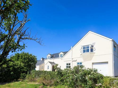 Glanrhyd Isaf