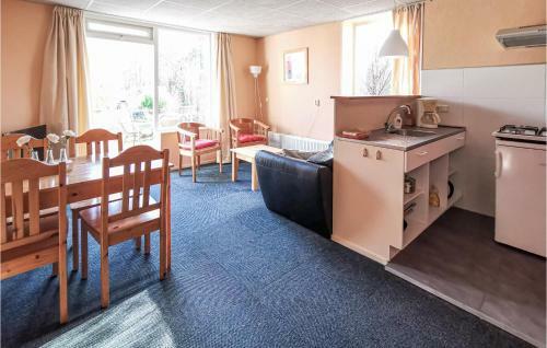 Nice Home In Eext With Wifi And 2 Bedrooms