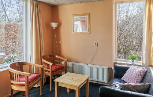 Nice Home In Eext With Wifi And 2 Bedrooms