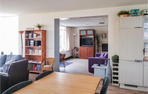 Stunning Home In Eext With Wifi And 3 Bedrooms