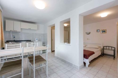 Apartments In Crikvenica 39415