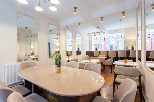 Hotel Balin Lonsdale