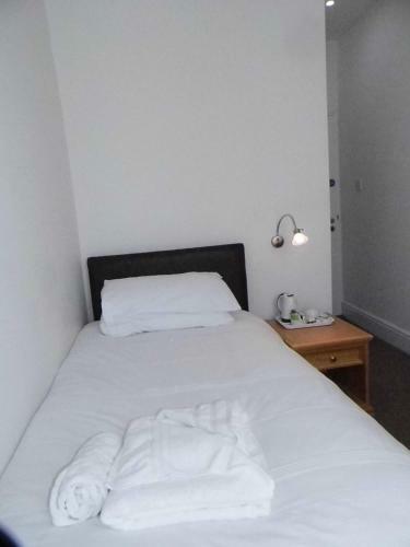Hostal The Kerswell Hotel