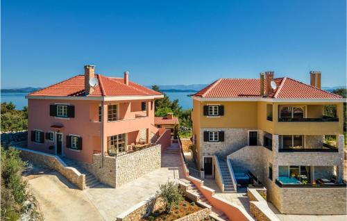Awesome Apartment In Sali With Jacuzzi, Wifi And 2 Bedrooms