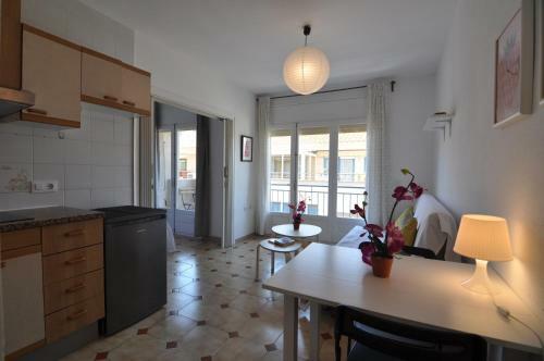 Apartamento Rnet - Sevilla - Roses Costa Brava