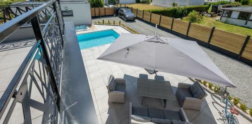 Villa Ref 026 Maison Moderne Avec Belles Prestations Piscine Et Jacuzzi � Arzon