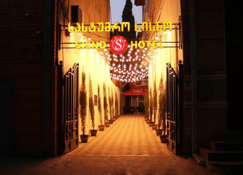 Sisno Hotel