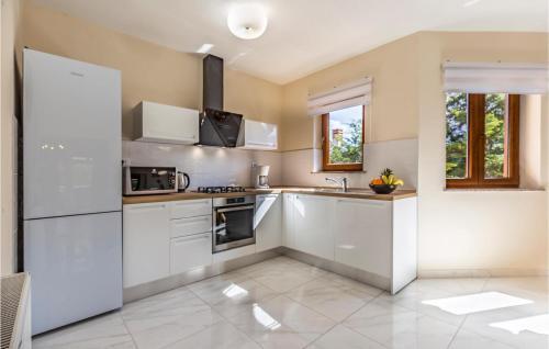 Awesome Apartment In Pula With Wifi And 5 Bedrooms