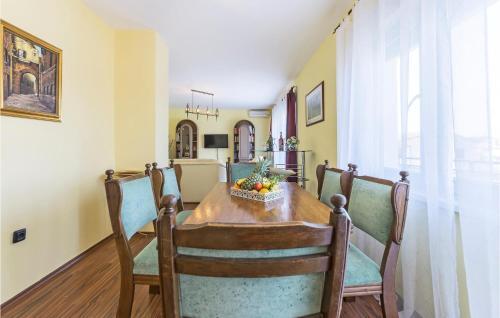 Stunning Apartment In Pula With Wifi And 2 Bedrooms