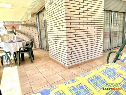 Apartbeach Illes Balears Junto Playa Y Parking