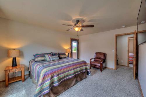 Sg3 - Near Arches Park - Beautiful Wrap-around Patio With Views!