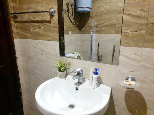 Apartamento Eco Friendly 1,2 Bed Apt In Civic Centre, Bahria Town