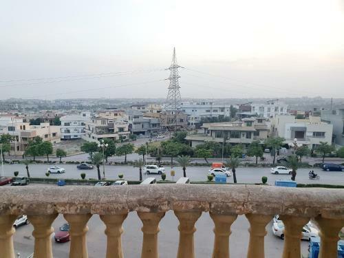 Apartamento Eco Friendly 1,2 Bed Apt In Civic Centre, Bahria Town
