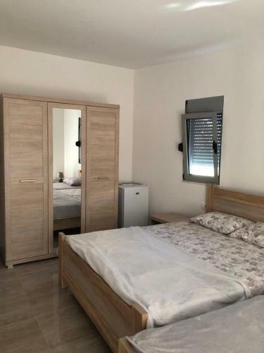 Hostal Apartments Mersid