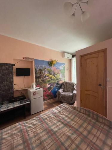 Hostal ????-????? ?????????