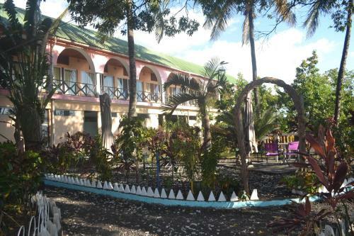 Hotel H�tel Les Arcades