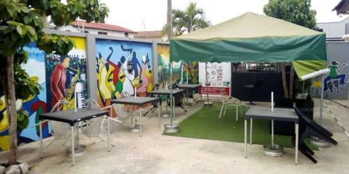 Hostal Hgl Guest House