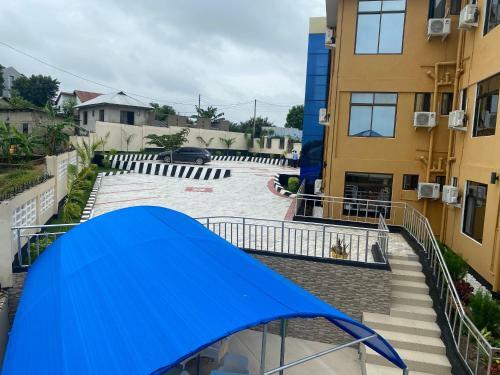 Vose Hotel