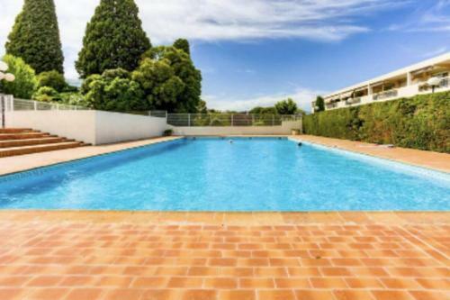 Apartamento Nice Studio With Swimming Pool In Antibes