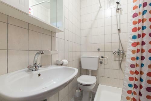 Hostal Rooms Miramare