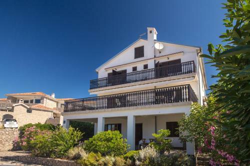 Hostal Rooms Miramare