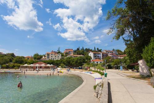 Hostal Rooms Miramare