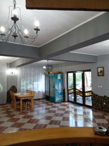 Hostal Izvorul Dambovitei