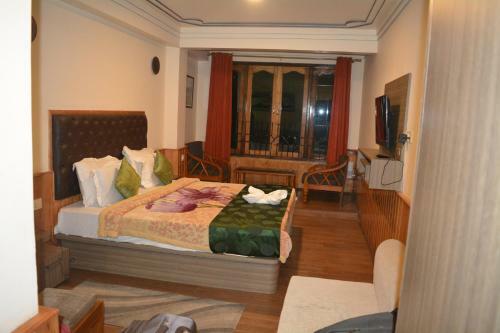 Hotel Rufina Totola Residency
