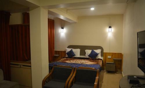 Hotel Rufina Totola Residency