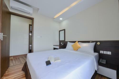 Y?n V�ng Hotel & Apartment Nha Trang - C?nh Ch? ??m