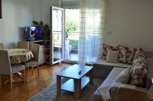 A&j Lux Apartment